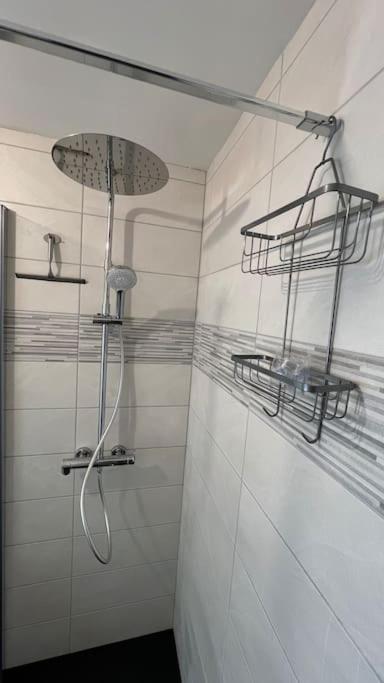 Le Nid Champenois Apartment Reims Ngoại thất bức ảnh